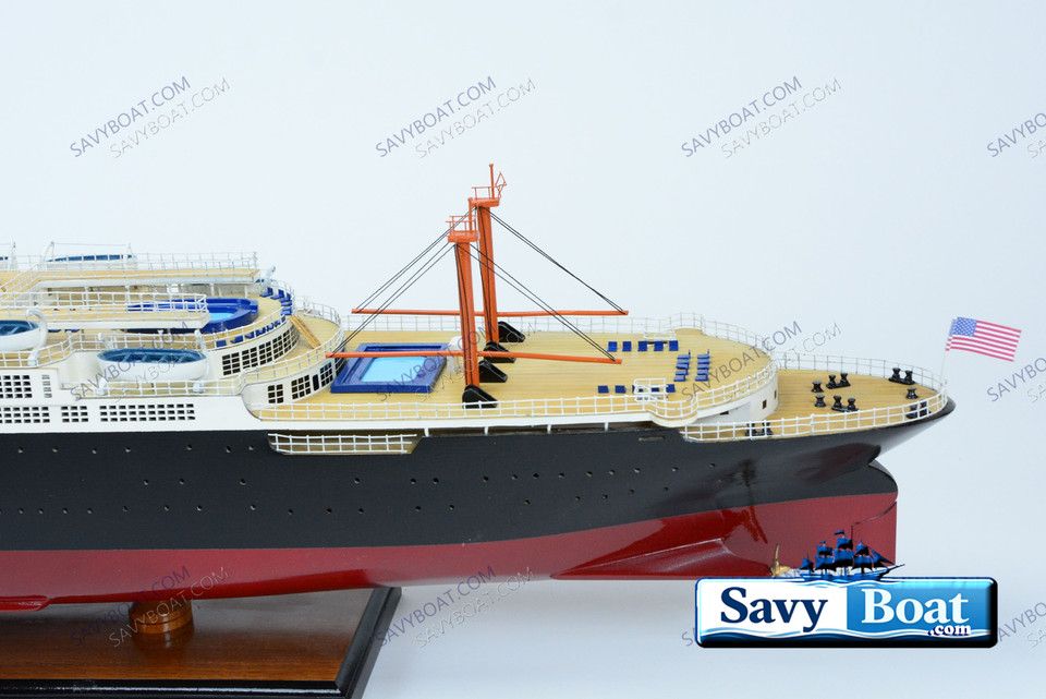 SS CONSTITUTION OCEAN LINER