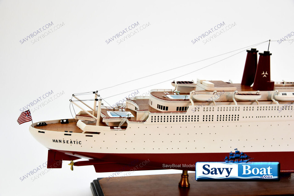 SS HANSEATIC OCEAN LINER