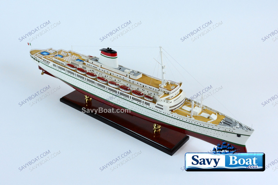 SS LEONARDO DA VINCI OCEAN LINER (WHTE HULL)