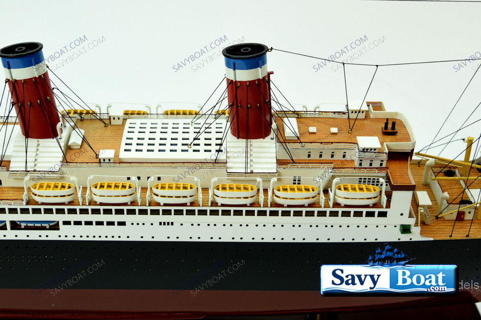 SS LEVIATHAN OCEAN LINER