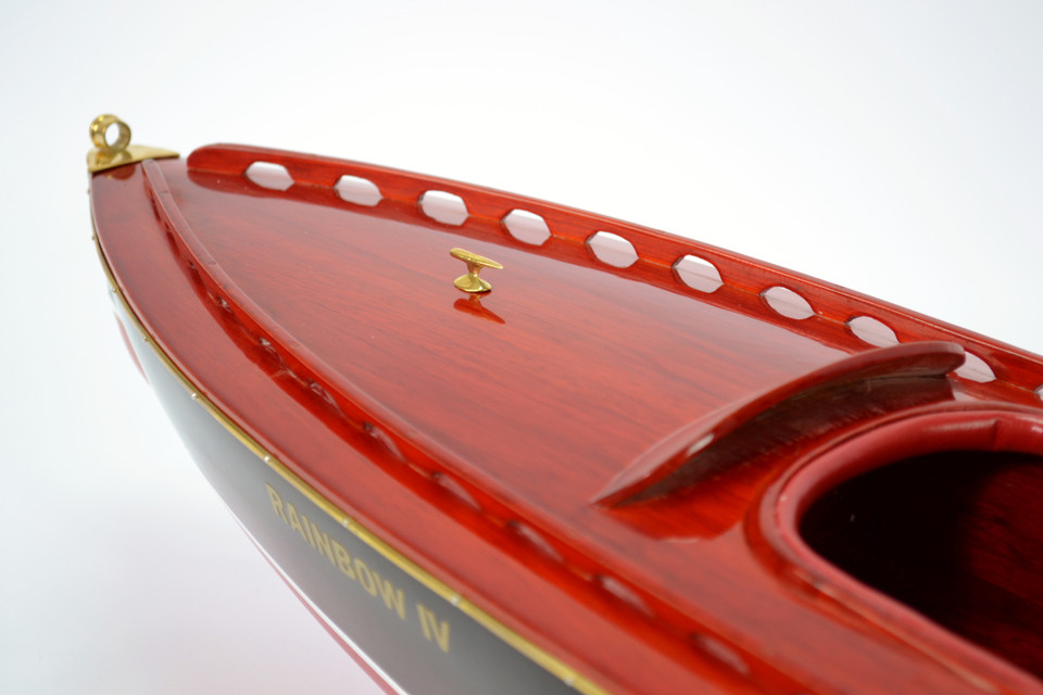RAINBOW IV CLASSIC RACING SPEED BOAT