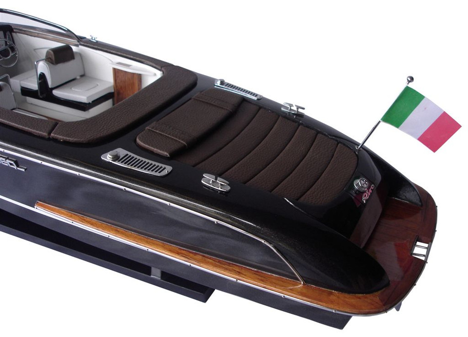 2011 RIVA ISEO 32" SPEEDBOAT