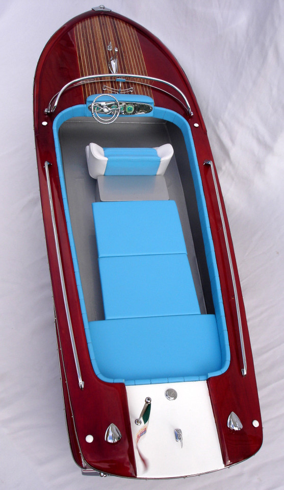 1967-72 RIVA JUNIOR SPEEDBOAT