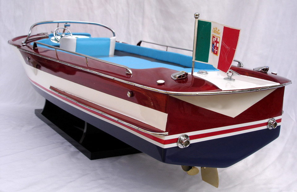 1967-72 RIVA JUNIOR SPEEDBOAT