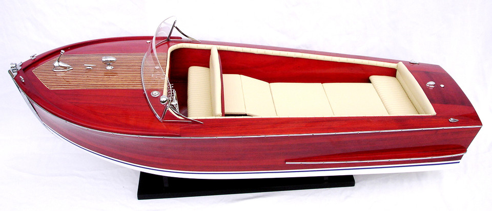 1952 RIVA SEBINO CLASSIC SPEEDBOAT