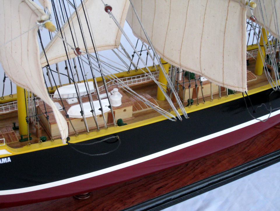 PARMA WINDJAMMER TALL SHIP W/SAILS