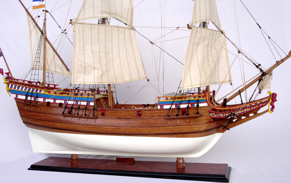 1595 DUYFKEN DUTCH TALL SHIP