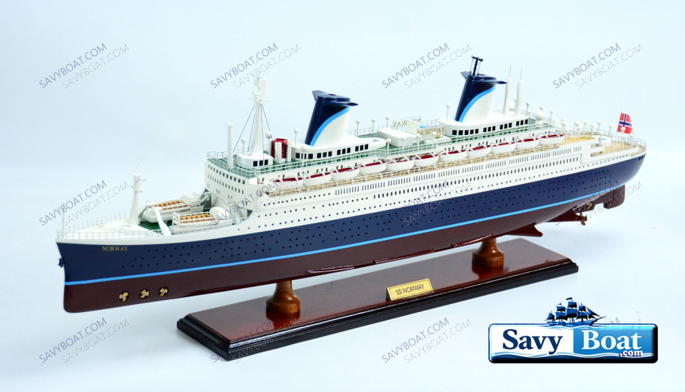 SS NORWAY  32" OCEAN LINER