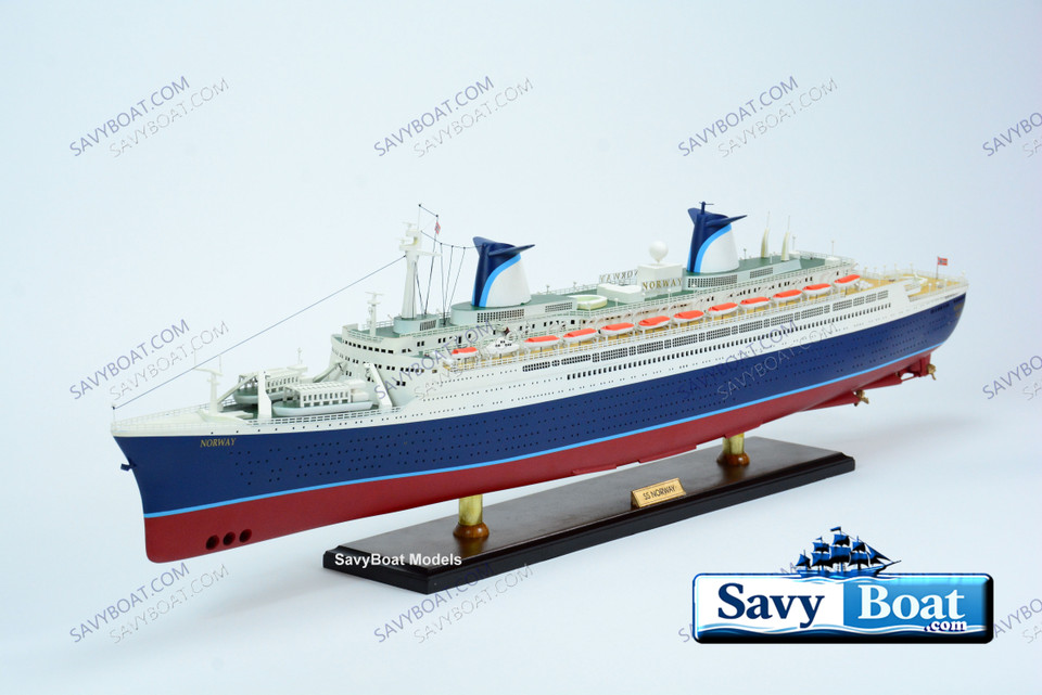 SS NORWAY, LIGHTED OCEAN LINER RH