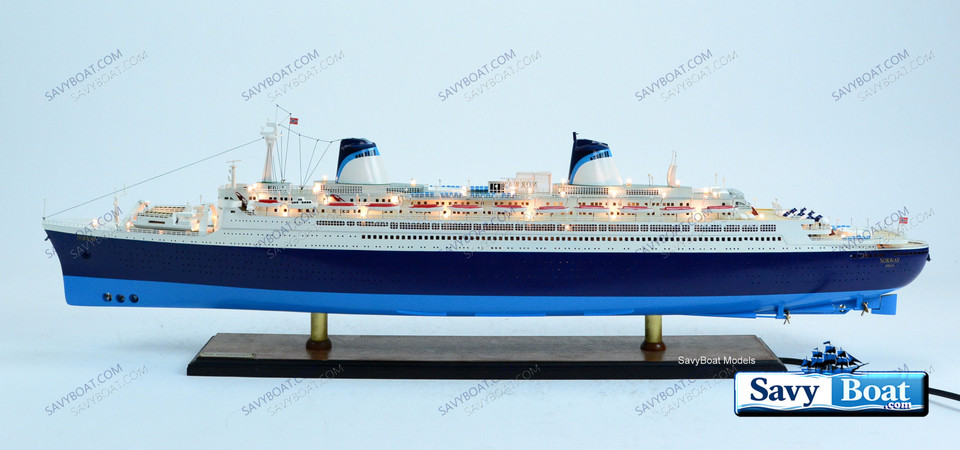 SS NORWAY, LIGHTED OCEAN LINER BH
