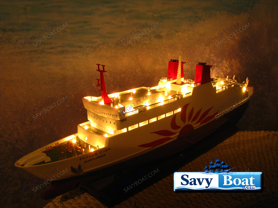 SUNFLOWER SUPPORO LIGHTED LONG DISTANCE FERRY