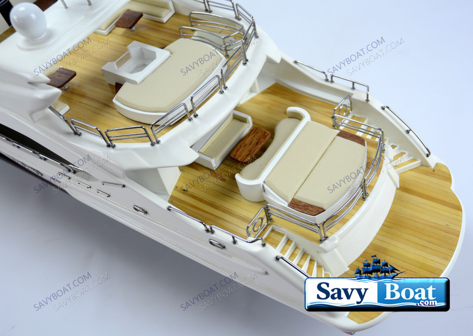 SUNSEEKER PREDATOR 130 MOTORYACHT