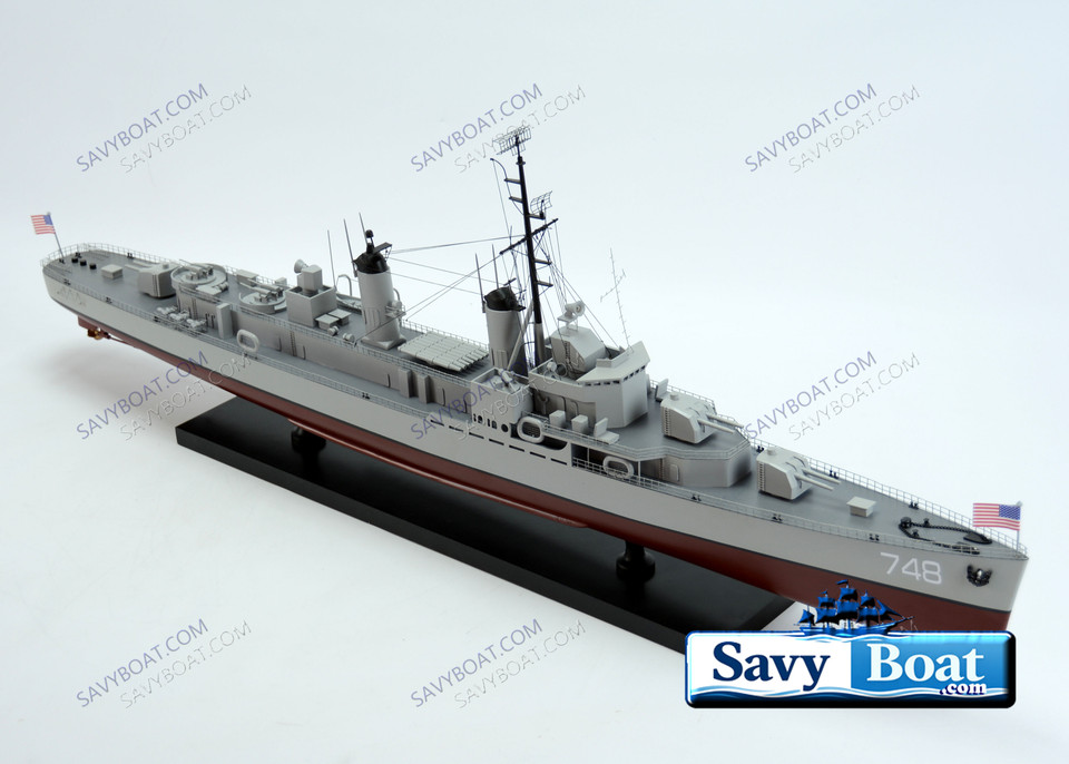 USS HARRY E. HUBARD (DD-748)  - SUMNER CLASS DESTROYER