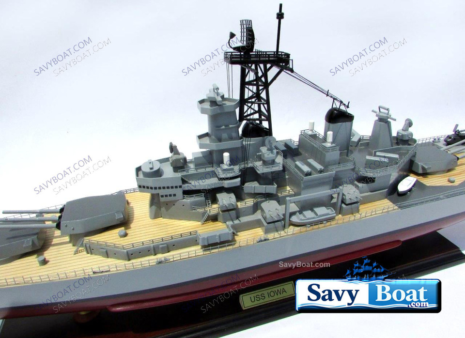 USS IOWA BATTLESHIP  (BB-61)