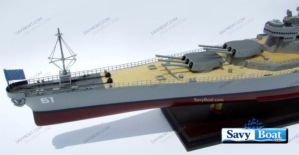 USS IOWA BATTLESHIP  (BB-61)