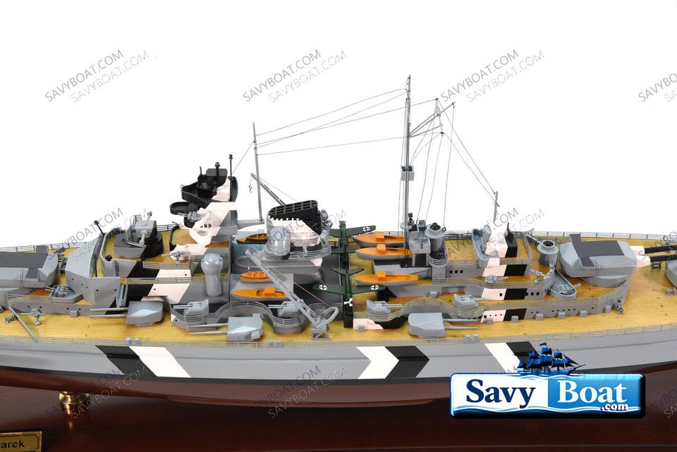 BISMARCK GERMAN BATTLESHIP
