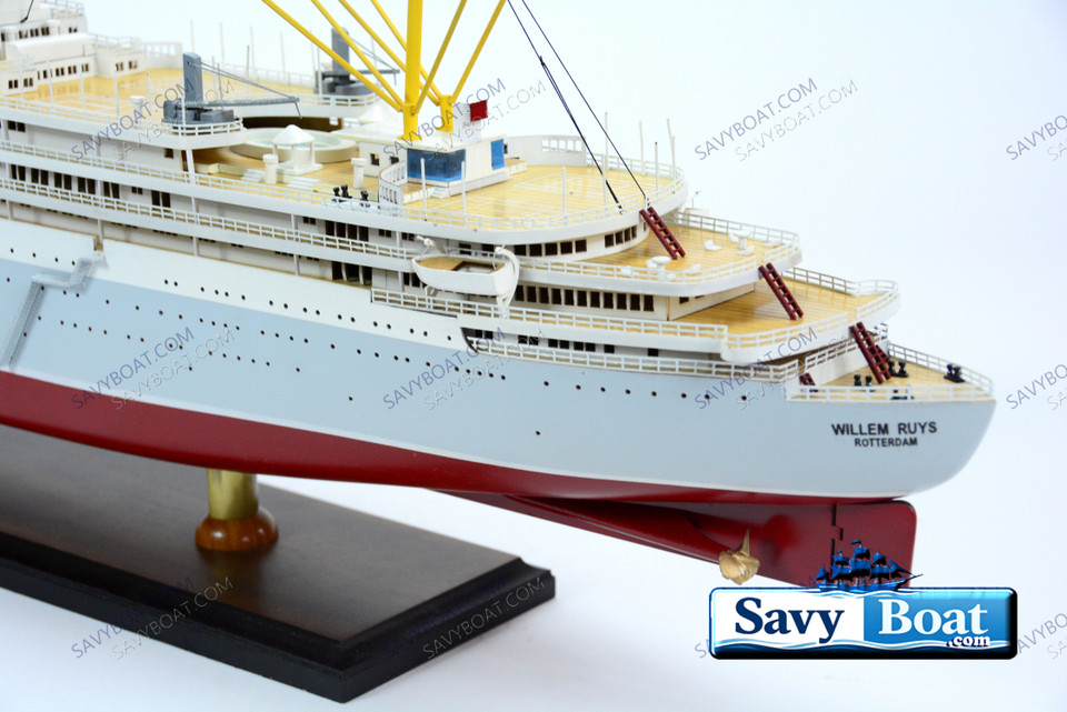 MS WILLEM RUYS DUTCH OCEAN LINER