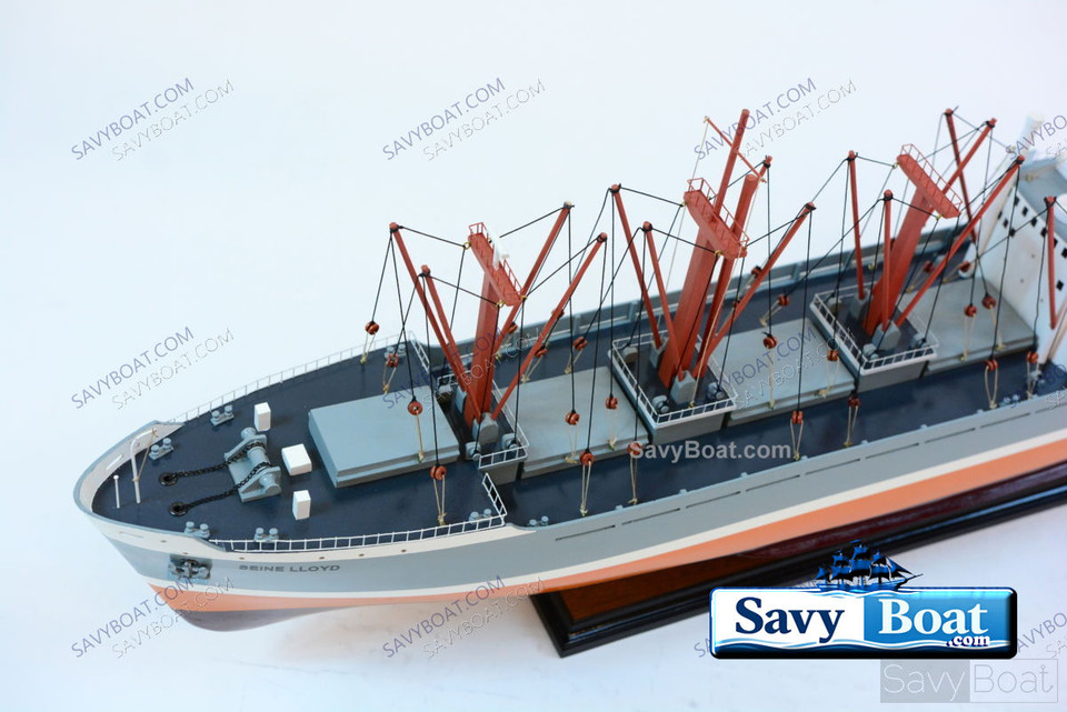 SEINE LLOYD CARGO SHIP