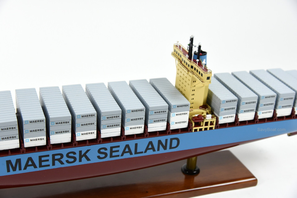 MAERSK SEALAND CONTAINER SHIP