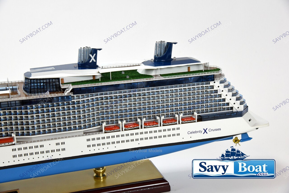 CELEBRITY ECLIPSE LIGHTED CRUISE SHIP