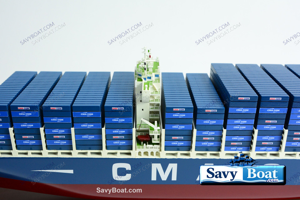 CMA CGM BENJAMIN FRANKLIN CONTAINER SHIP