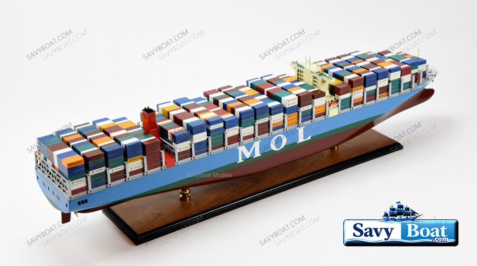 MAERSK MOL TRIUMPH CONTAINER SHIP