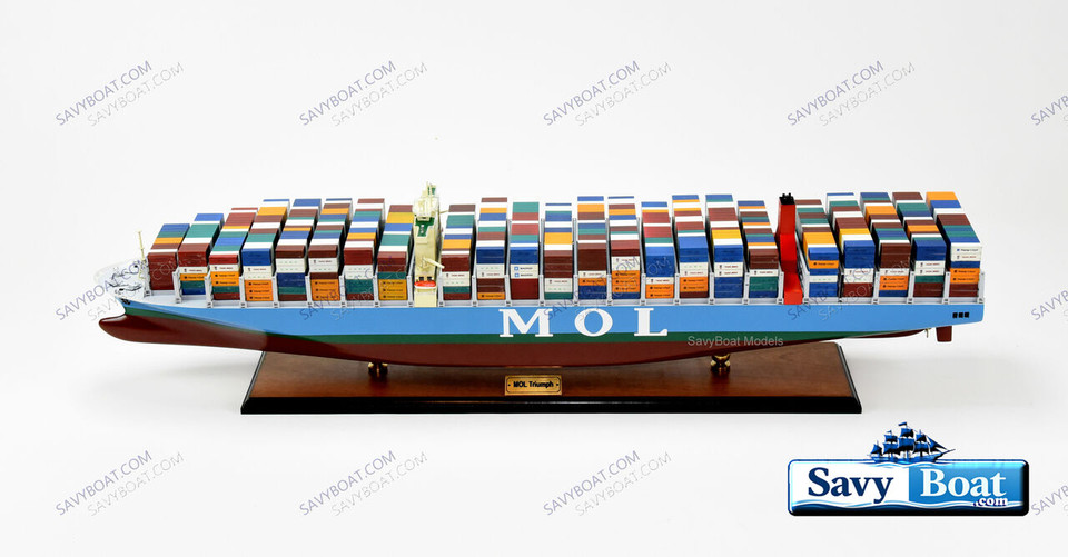 MAERSK MOL TRIUMPH CONTAINER SHIP