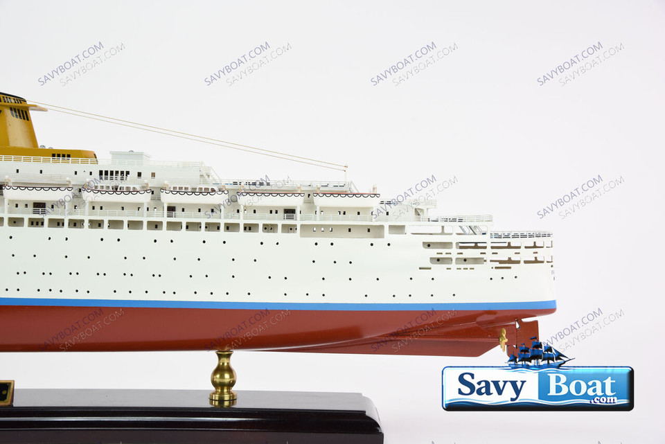 SS FAIRWIND LIGHTED OCEAN LINER