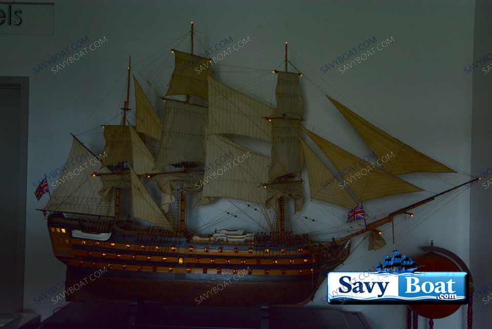 RARE, LIGHTED HMS VICTORY HUG 10 FT, TALL SHIP