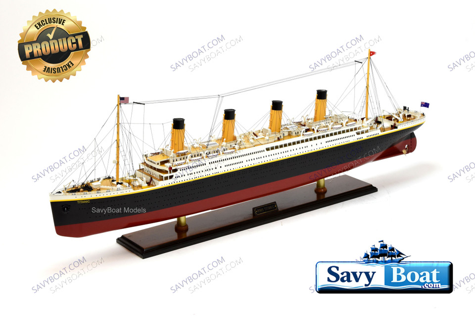 EXCLUSIVE EDITION RMS TITANIC LIGHTED OCEAN LINER