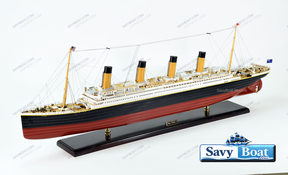 RMS TITANIC 53" LARGE LIGHTED 1:200 SCALE