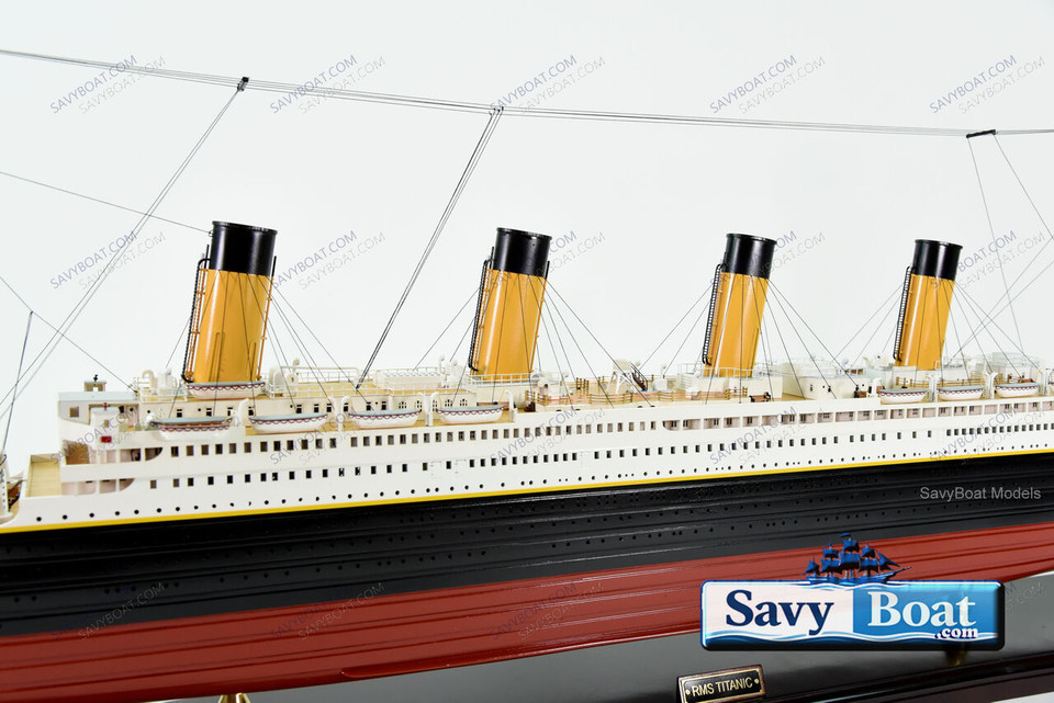 RMS TITANIC 53" LARGE LIGHTED 1:200 SCALE