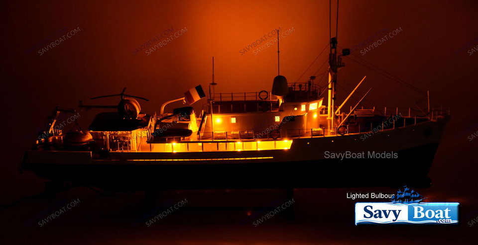 RV CALYPSO LIGHTED RESEARCH SHIP