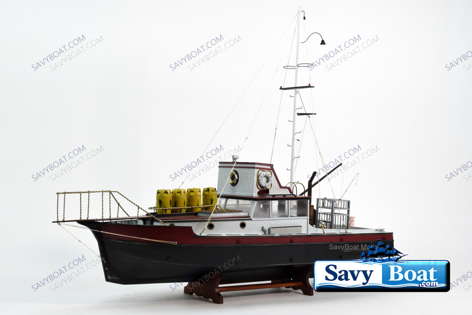 JAWS SHARK HUNTING BOAT ORCA - RC READY  &  LIGHTED