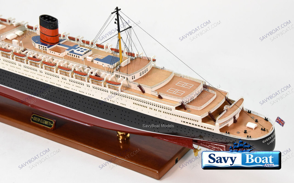 RMS QUEEN ELIZABETH LIGHTED OCEAN LINER