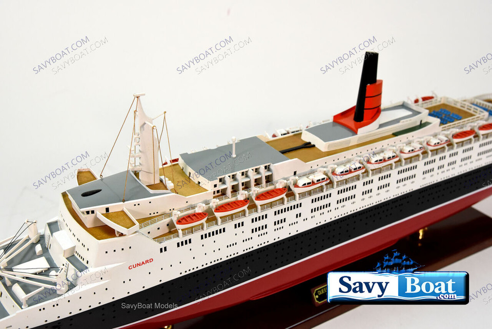 MS QUEEN ELIZABETH II (QE2) OCEAN LINER