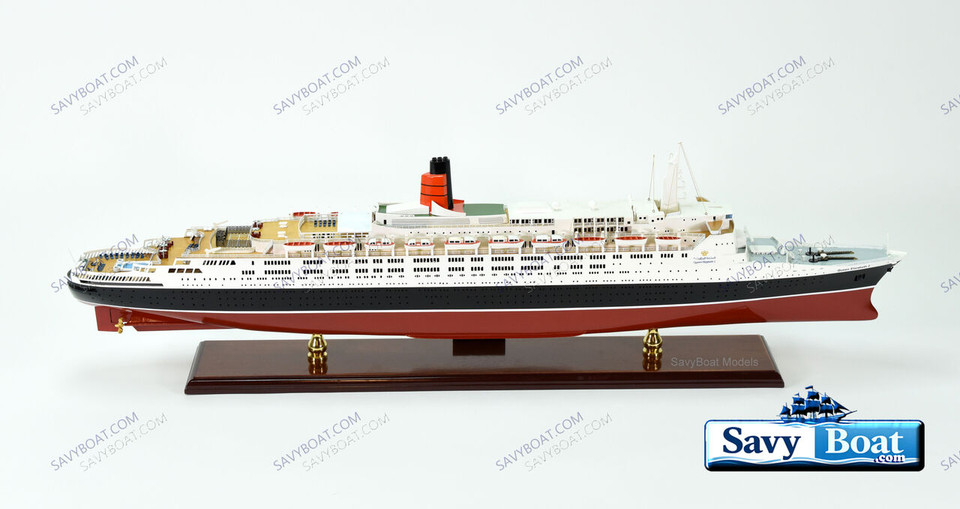 MS QUEEN ELIZABETH II (QE2 LIGHTED OCEAN LINER