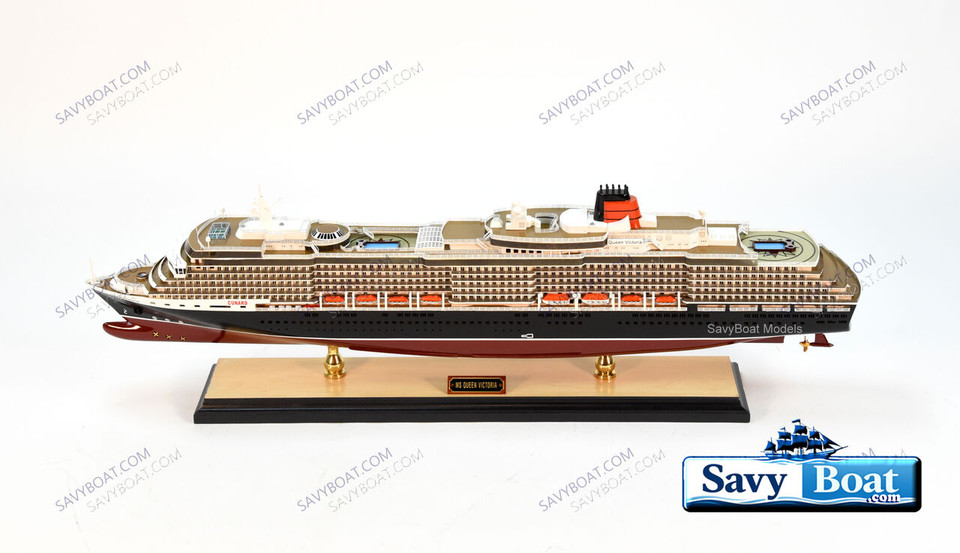 MS QUEEN VICTORIA  LIGHTED OCEN LINER