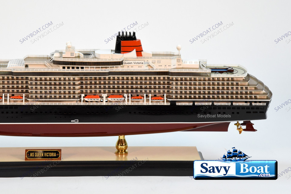 MS QUEEN VICTORIA  LIGHTED OCEN LINER