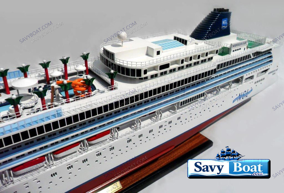 NORWEGIAN JADE CRUISE SHIP