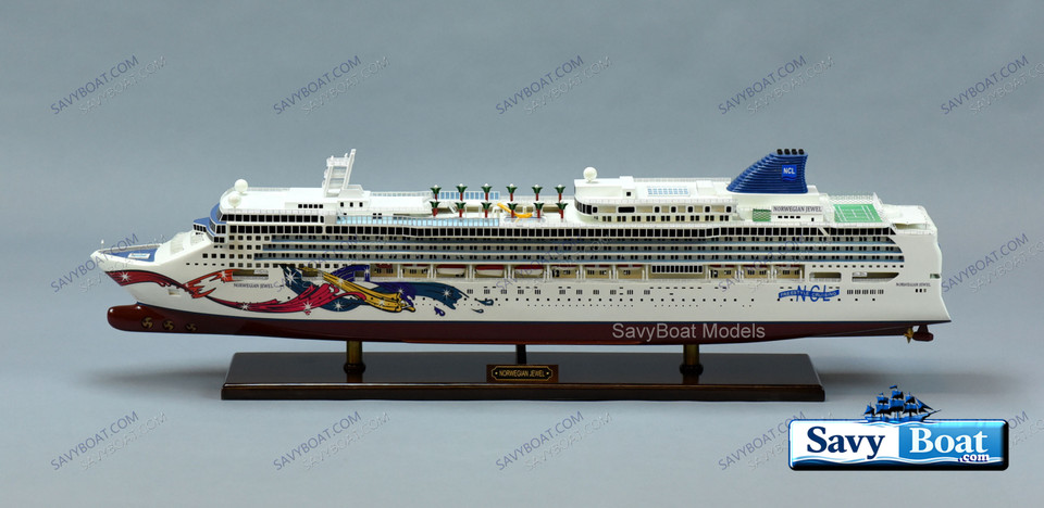 NORWEGIAN JEWEL CRUISE SHIP