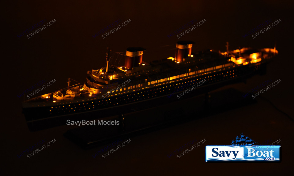 SS UNITED STATES LIGHTED OCEAN LINER