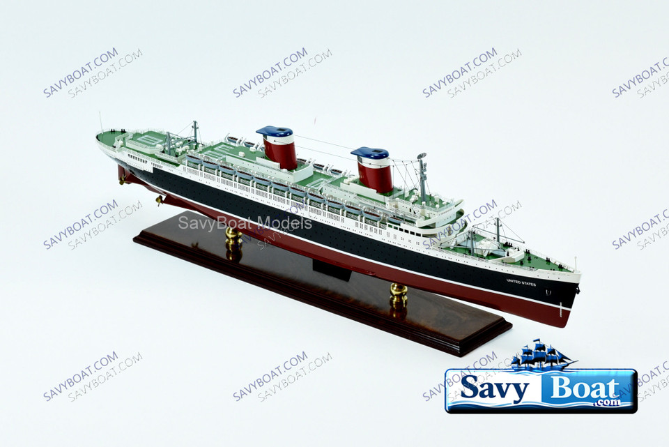 SS UNITED STATES LIGHTED OCEAN LINER