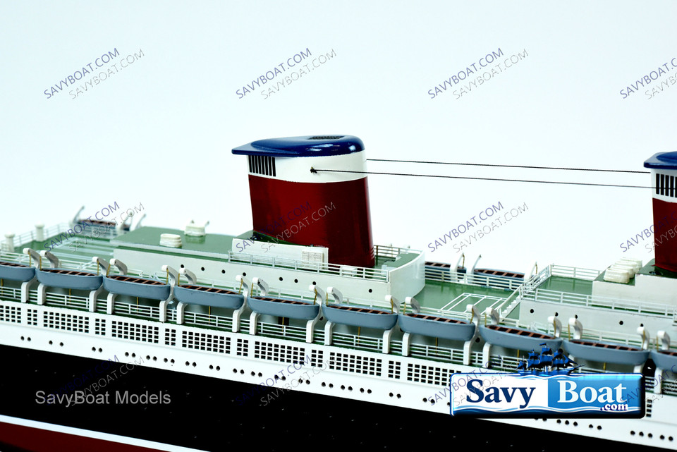 SS UNITED STATES LIGHTED OCEAN LINER