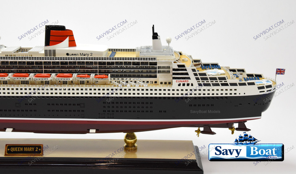 RMS QUEEN MARY II QE2 OCEAN LINER