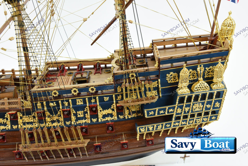 HMS SOVEREIGN OF THE SEAS MUSEUM W/24CT GOLD FITTINGS