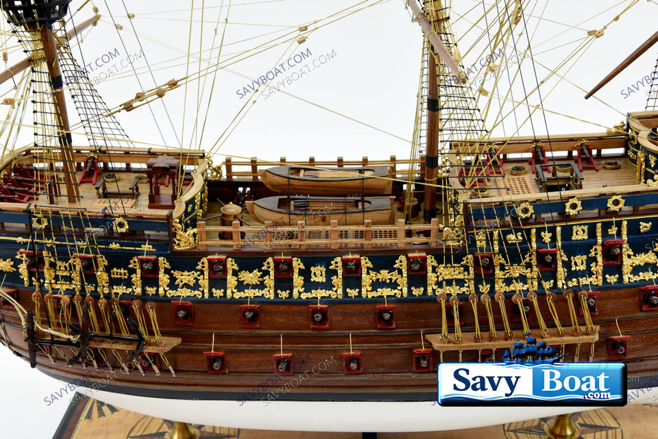 HMS SOVEREIGN OF THE SEAS MUSEUM W/24CT GOLD FITTINGS