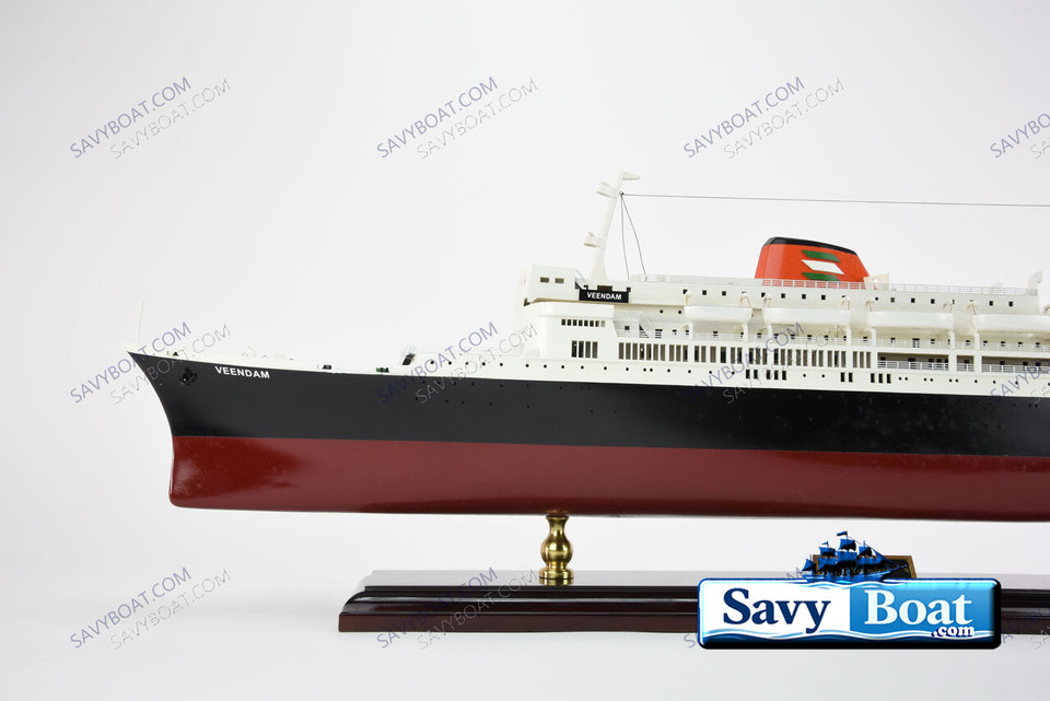 SS VEENDAM STEAMSHIP LIGHTED