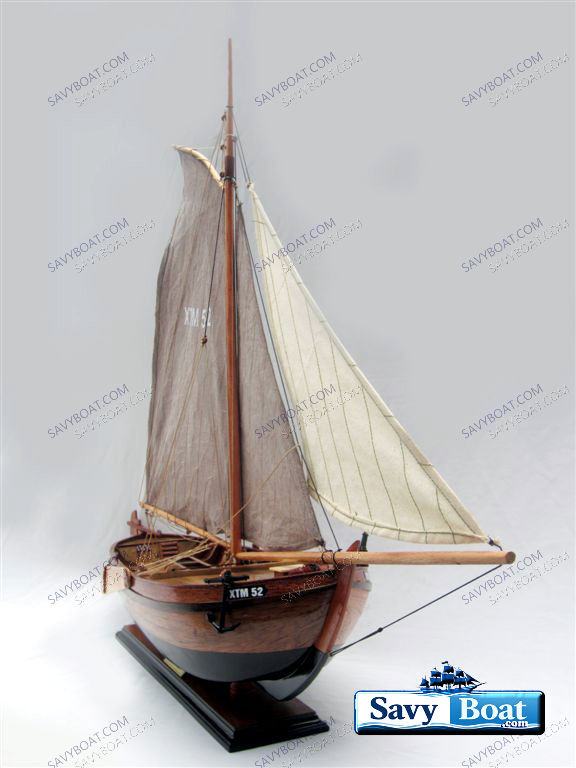 BOTTER SAIL BOAT