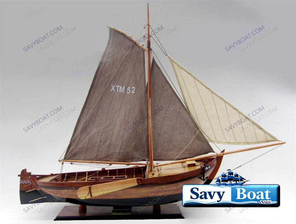 BOTTER SAIL BOAT